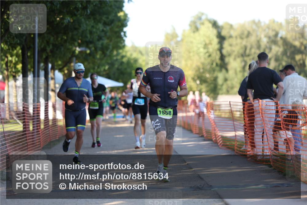 07.09.2025 - 19. Norderstedt Triathlon Michael Strokosch http://msf.ph/oto/8815634 07.09.2025 16:31:14 Laufen 873, 1082, 1476, 1558 meine-sportfotos.de