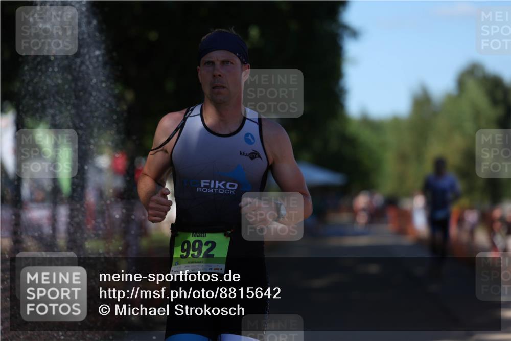 07.09.2025 - 19. Norderstedt Triathlon Michael Strokosch http://msf.ph/oto/8815642 07.09.2025 15:33:33 Laufen 1416, 1456 meine-sportfotos.de
