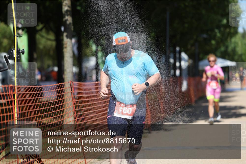 07.09.2025 - 19. Norderstedt Triathlon Michael Strokosch http://msf.ph/oto/8815670 07.09.2025 13:37:38 Laufen 160, 235 meine-sportfotos.de