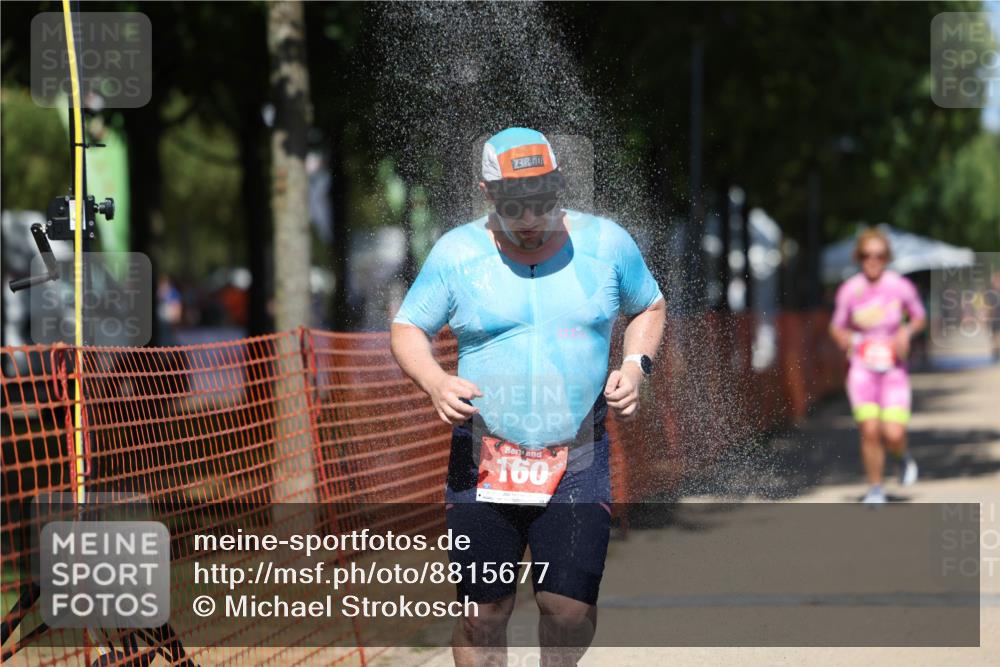 07.09.2025 - 19. Norderstedt Triathlon Michael Strokosch http://msf.ph/oto/8815677 07.09.2025 13:37:38 Laufen 160, 235 meine-sportfotos.de