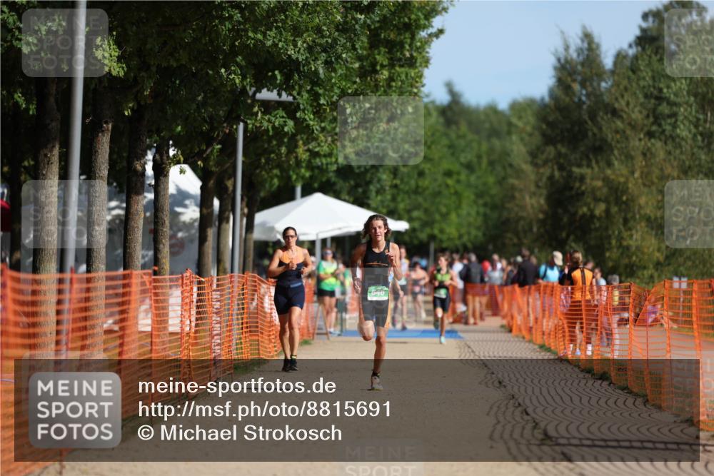 07.09.2025 - 19. Norderstedt Triathlon Michael Strokosch http://msf.ph/oto/8815691 07.09.2025 10:46:45 Laufen 646 meine-sportfotos.de