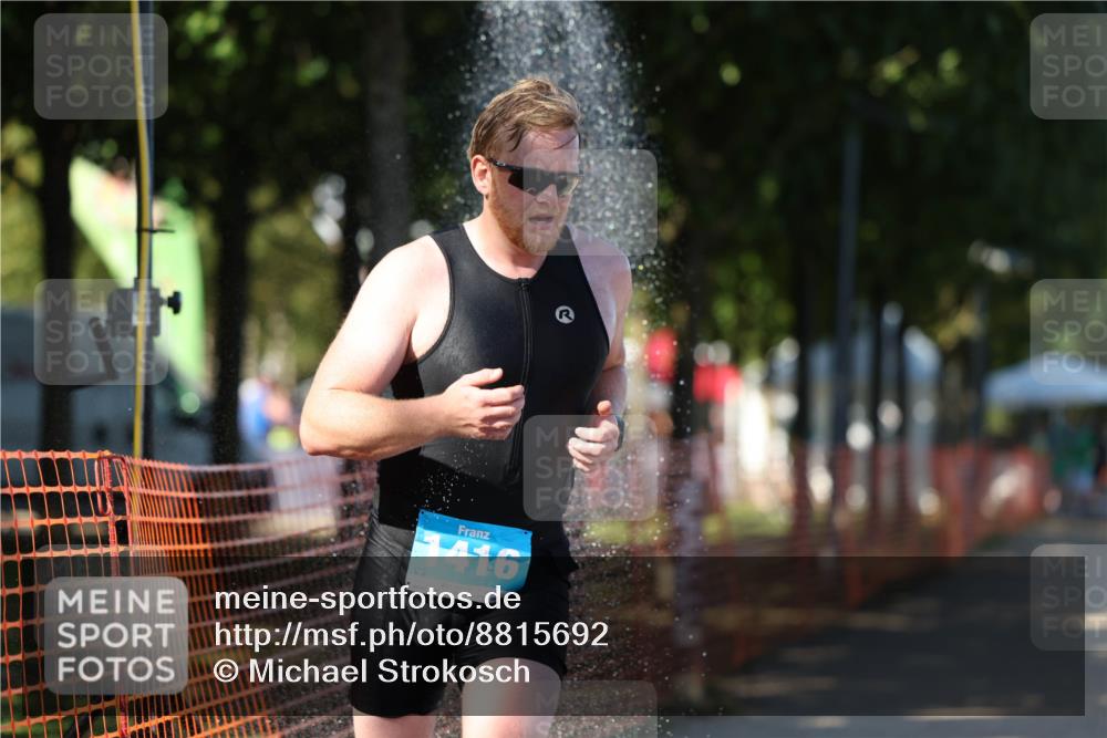 07.09.2025 - 19. Norderstedt Triathlon Michael Strokosch http://msf.ph/oto/8815692 07.09.2025 15:33:36 Laufen 1416, 1456 meine-sportfotos.de