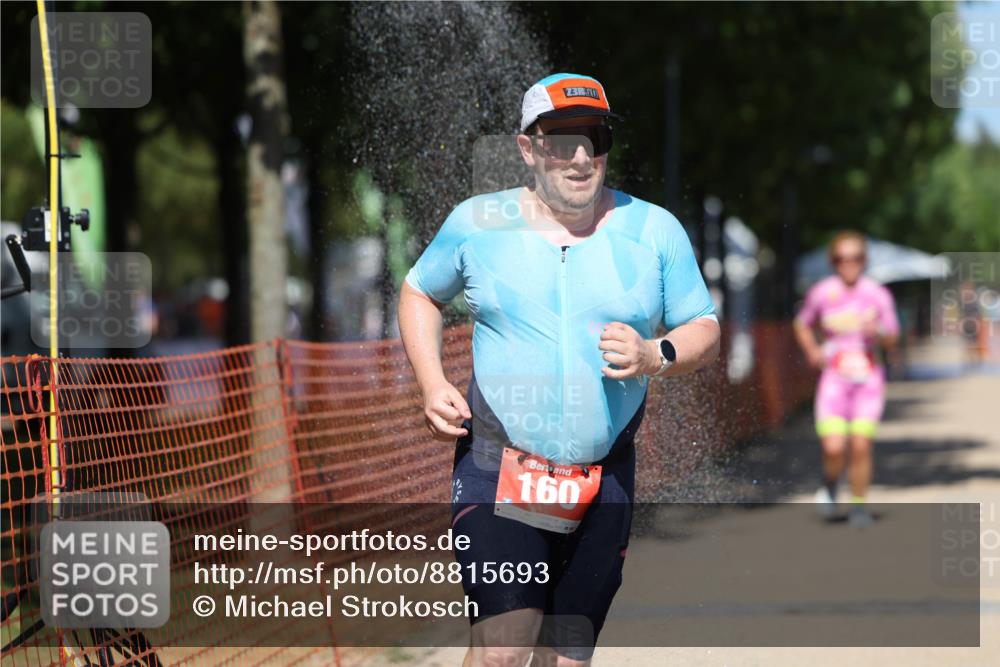 07.09.2025 - 19. Norderstedt Triathlon Michael Strokosch http://msf.ph/oto/8815693 07.09.2025 13:37:39 Laufen 160, 235 meine-sportfotos.de