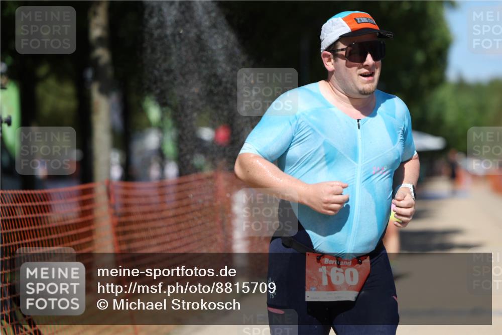 07.09.2025 - 19. Norderstedt Triathlon Michael Strokosch http://msf.ph/oto/8815709 07.09.2025 13:37:39 Laufen 160, 235 meine-sportfotos.de