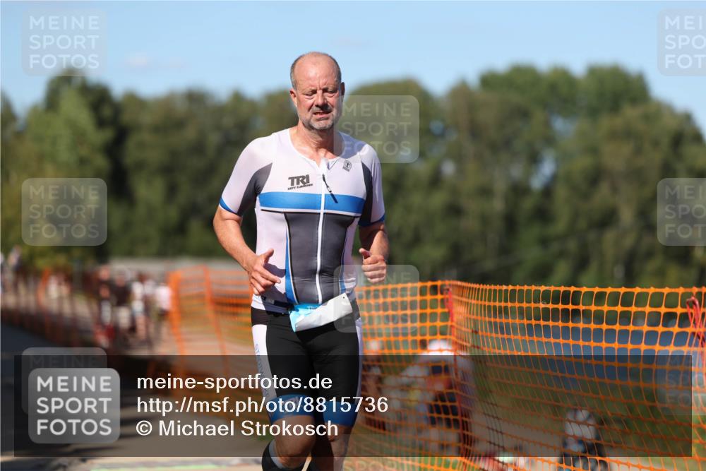 07.09.2025 - 19. Norderstedt Triathlon Michael Strokosch http://msf.ph/oto/8815736 07.09.2025 15:33:40 Laufen 1456 meine-sportfotos.de