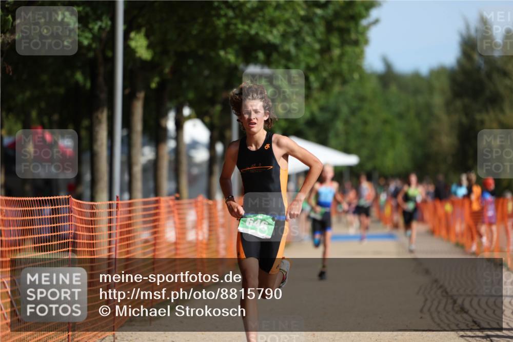 07.09.2025 - 19. Norderstedt Triathlon Michael Strokosch http://msf.ph/oto/8815790 07.09.2025 10:46:49 Laufen 106, 646 meine-sportfotos.de