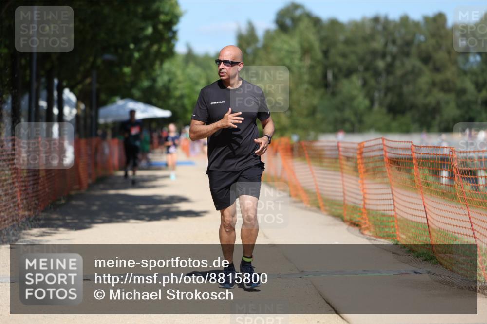 07.09.2025 - 19. Norderstedt Triathlon Michael Strokosch http://msf.ph/oto/8815800 07.09.2025 13:38:06 Laufen 141 meine-sportfotos.de