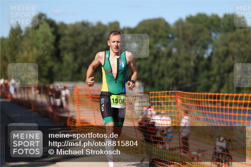 07.09.2025 - 19. Norderstedt Triathlon Michael Strokosch http://msf.ph/oto/8815804 07.09.2025 15:34:00 Laufen 382, 462, 1506 meine-sportfotos.de