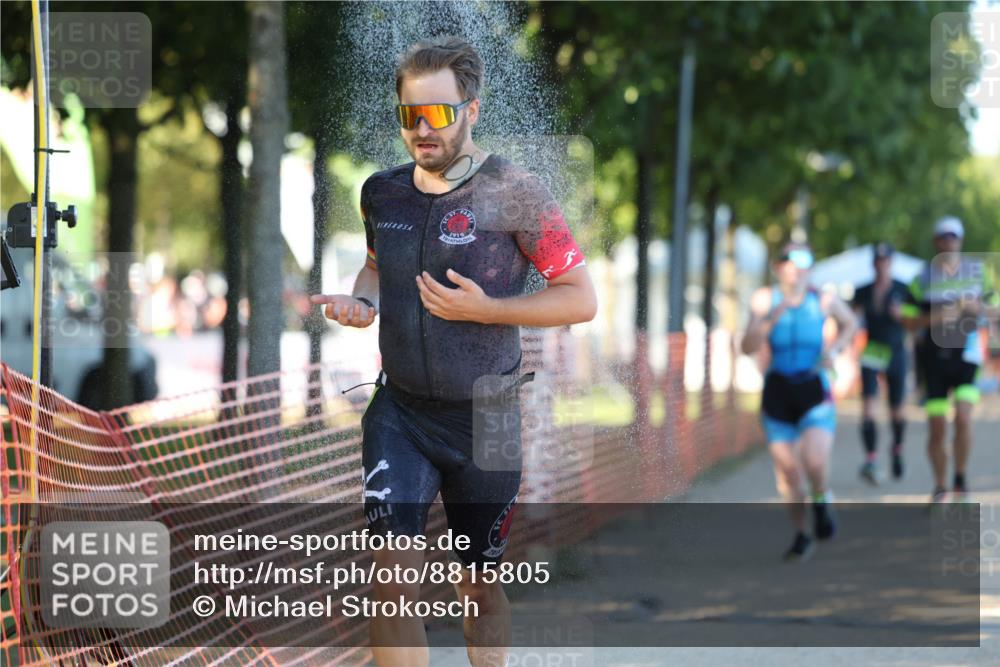 07.09.2025 - 19. Norderstedt Triathlon Michael Strokosch http://msf.ph/oto/8815805 07.09.2025 16:31:58 Laufen 397, 493, 934, 1063, 1075, 1409, 1413, 1549, 1603, 1629 meine-sportfotos.de