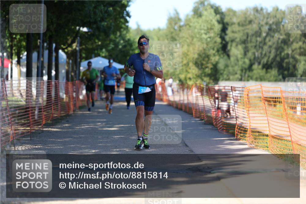 07.09.2025 - 19. Norderstedt Triathlon Michael Strokosch http://msf.ph/oto/8815814 07.09.2025 15:34:03 Laufen 382, 1408, 1506 meine-sportfotos.de