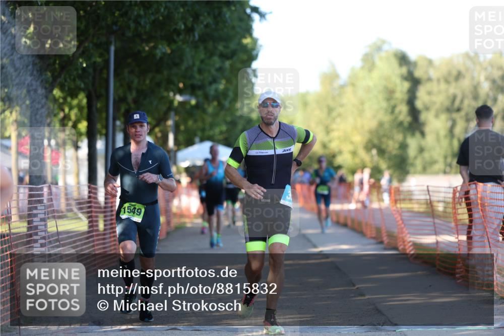 07.09.2025 - 19. Norderstedt Triathlon Michael Strokosch http://msf.ph/oto/8815832 07.09.2025 16:32:02 Laufen 397, 493, 521, 1063, 1075, 1549, 1603, 1630 meine-sportfotos.de