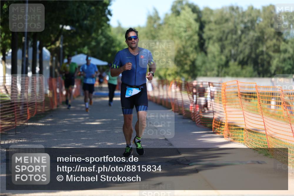 07.09.2025 - 19. Norderstedt Triathlon Michael Strokosch http://msf.ph/oto/8815834 07.09.2025 15:34:04 Laufen 382, 1408, 1506 meine-sportfotos.de