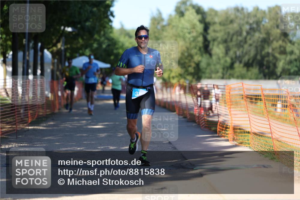 07.09.2025 - 19. Norderstedt Triathlon Michael Strokosch http://msf.ph/oto/8815838 07.09.2025 15:34:04 Laufen 382, 1408, 1506 meine-sportfotos.de