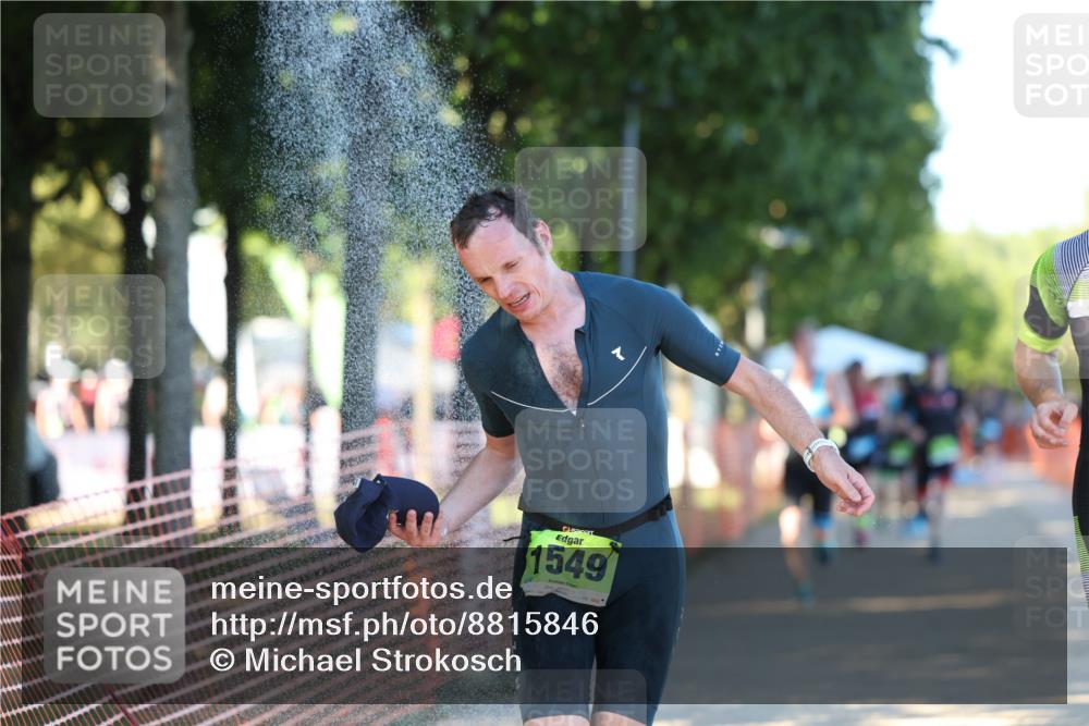 07.09.2025 - 19. Norderstedt Triathlon Michael Strokosch http://msf.ph/oto/8815846 07.09.2025 16:32:04 Laufen 397, 521, 884, 1063, 1075, 1079, 1549, 1603, 1630 meine-sportfotos.de