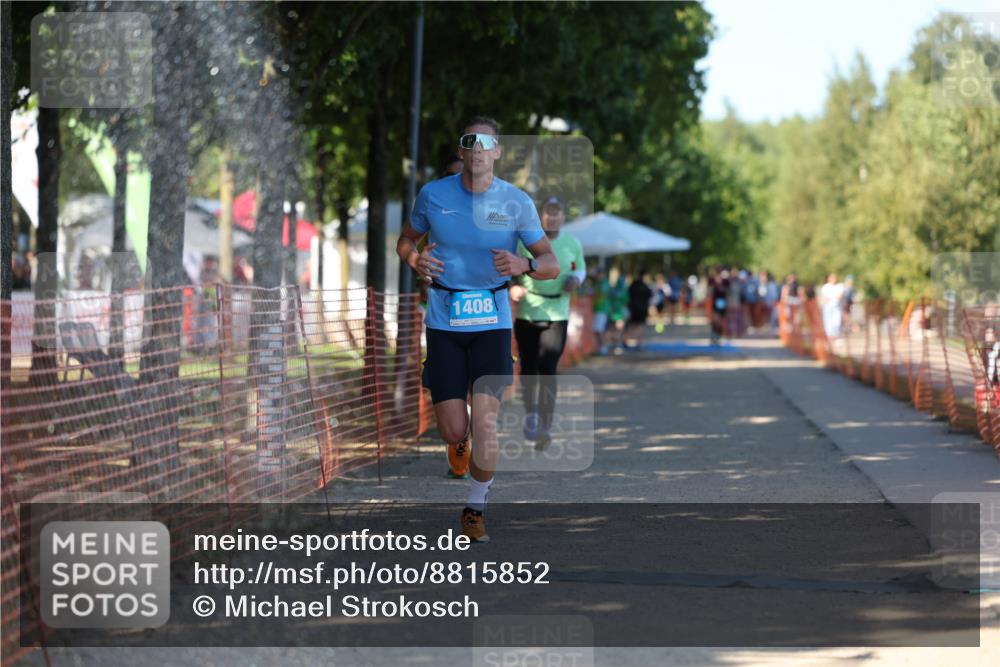 07.09.2025 - 19. Norderstedt Triathlon Michael Strokosch http://msf.ph/oto/8815852 07.09.2025 15:34:10 Laufen 905, 1408 meine-sportfotos.de