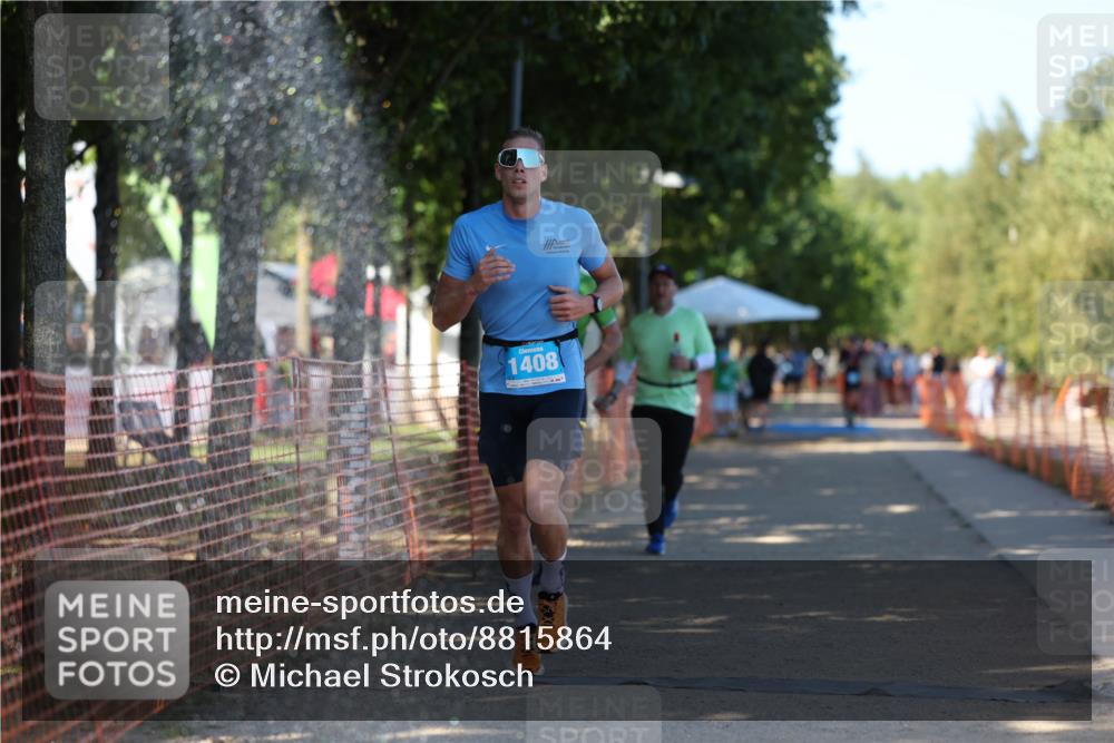 07.09.2025 - 19. Norderstedt Triathlon Michael Strokosch http://msf.ph/oto/8815864 07.09.2025 15:34:10 Laufen 905, 1408 meine-sportfotos.de