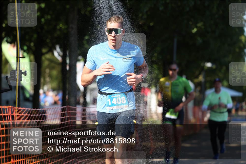 07.09.2025 - 19. Norderstedt Triathlon Michael Strokosch http://msf.ph/oto/8815898 07.09.2025 15:34:12 Laufen 905, 1408 meine-sportfotos.de
