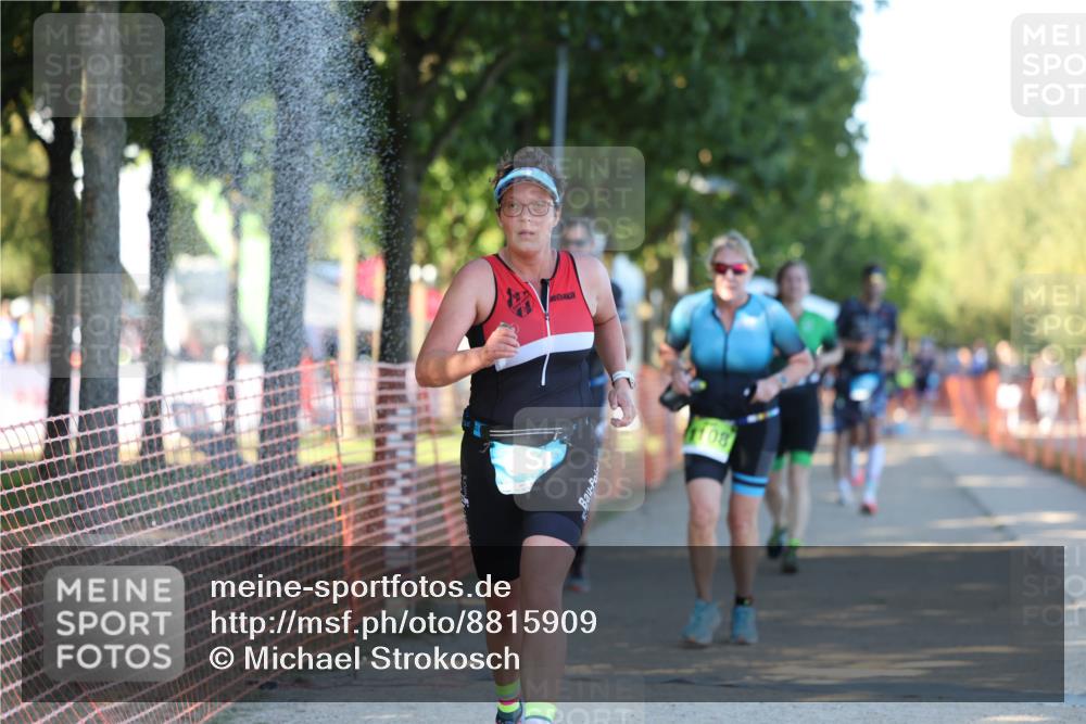 07.09.2025 - 19. Norderstedt Triathlon Michael Strokosch http://msf.ph/oto/8815909 07.09.2025 16:32:12 Laufen 466, 490, 521, 884, 1079, 1108 meine-sportfotos.de