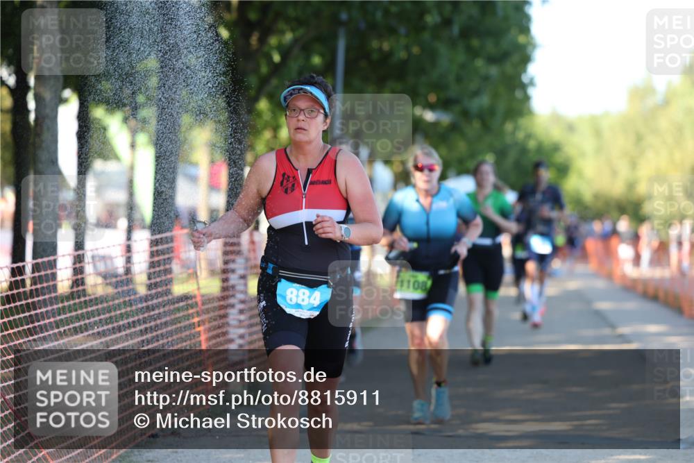 07.09.2025 - 19. Norderstedt Triathlon Michael Strokosch http://msf.ph/oto/8815911 07.09.2025 16:32:13 Laufen 466, 490, 521, 884, 1079, 1108, 1631 meine-sportfotos.de