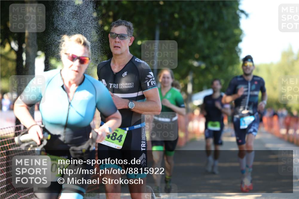 07.09.2025 - 19. Norderstedt Triathlon Michael Strokosch http://msf.ph/oto/8815922 07.09.2025 16:32:16 Laufen 466, 490, 884, 1108, 1631 meine-sportfotos.de