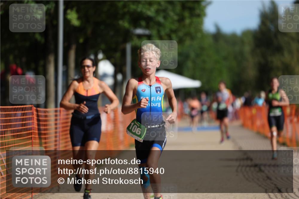 07.09.2025 - 19. Norderstedt Triathlon Michael Strokosch http://msf.ph/oto/8815940 07.09.2025 10:46:55 Laufen 105, 106, 646, 1144 meine-sportfotos.de