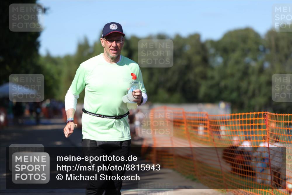 07.09.2025 - 19. Norderstedt Triathlon Michael Strokosch http://msf.ph/oto/8815943 07.09.2025 15:34:15 Laufen 905, 1408 meine-sportfotos.de