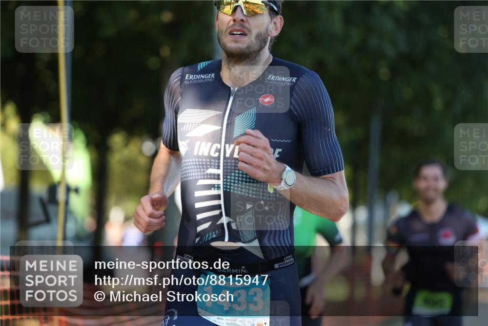 07.09.2025 - 19. Norderstedt Triathlon Michael Strokosch http://msf.ph/oto/8815947 07.09.2025 16:32:18 Laufen 466, 490, 547, 1108, 1497, 1631 meine-sportfotos.de