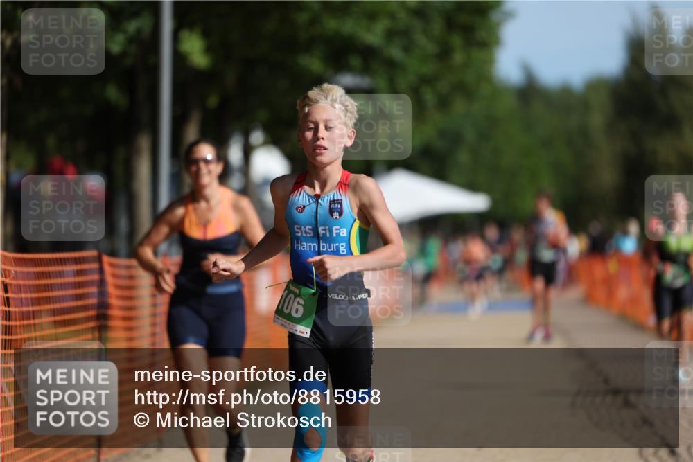 07.09.2025 - 19. Norderstedt Triathlon Michael Strokosch http://msf.ph/oto/8815958 07.09.2025 10:46:55 Laufen 105, 106, 646, 1144 meine-sportfotos.de