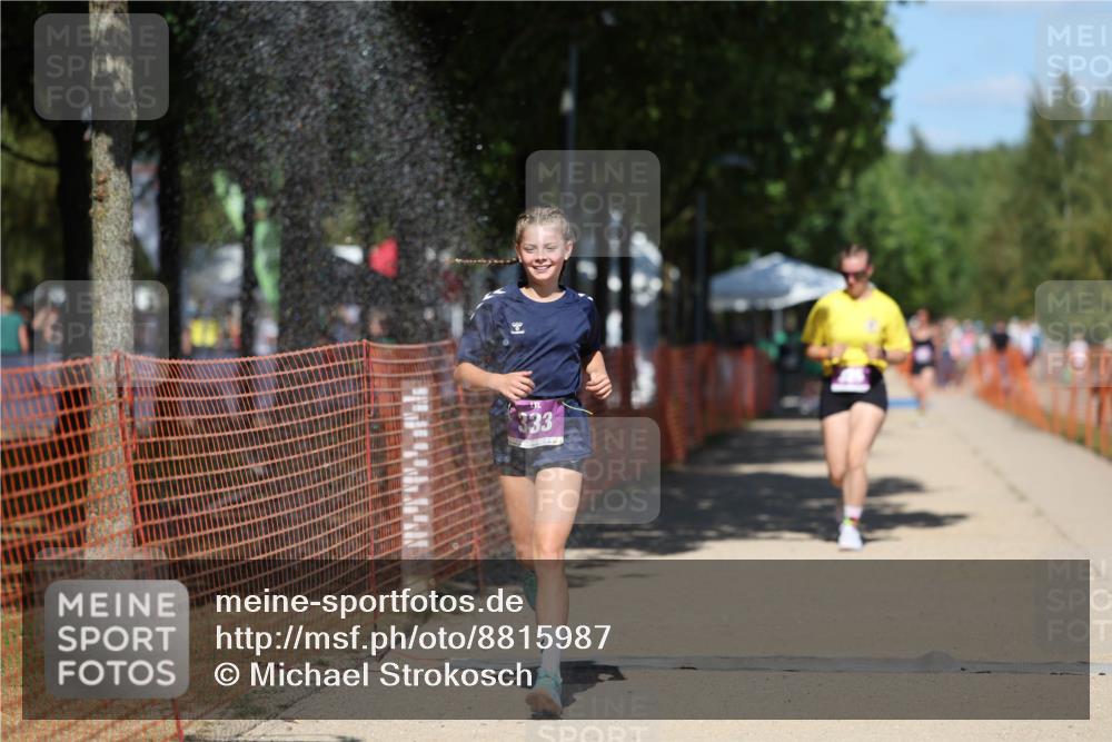 07.09.2025 - 19. Norderstedt Triathlon Michael Strokosch http://msf.ph/oto/8815987 07.09.2025 13:38:22 Laufen 329, 333 meine-sportfotos.de