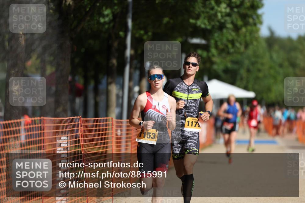 07.09.2025 - 19. Norderstedt Triathlon Michael Strokosch http://msf.ph/oto/8815991 07.09.2025 11:45:35 Laufen 760, 1153, 1175 meine-sportfotos.de