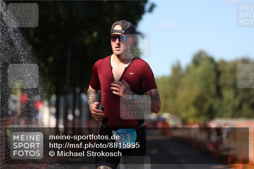 07.09.2025 - 19. Norderstedt Triathlon Michael Strokosch http://msf.ph/oto/8815995 07.09.2025 15:34:34 Laufen  meine-sportfotos.de