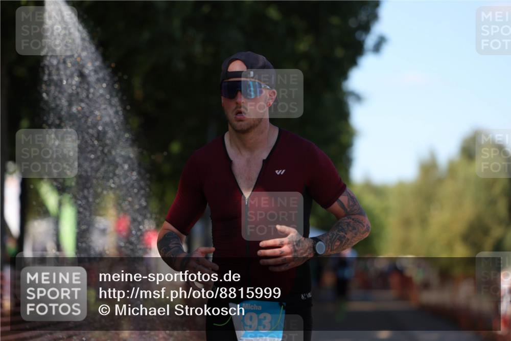 07.09.2025 - 19. Norderstedt Triathlon Michael Strokosch http://msf.ph/oto/8815999 07.09.2025 15:34:34 Laufen  meine-sportfotos.de