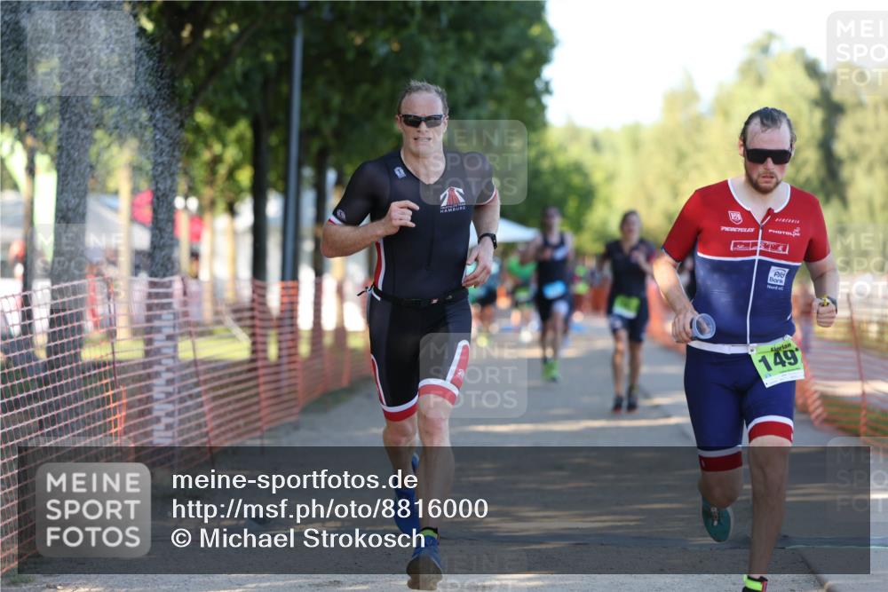 07.09.2025 - 19. Norderstedt Triathlon Michael Strokosch http://msf.ph/oto/8816000 07.09.2025 16:32:25 Laufen 491, 547, 1052, 1411, 1497, 1577, 1631 meine-sportfotos.de