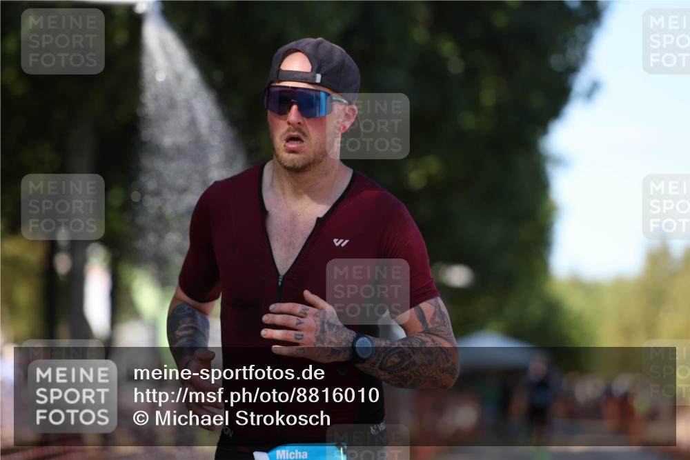 07.09.2025 - 19. Norderstedt Triathlon Michael Strokosch http://msf.ph/oto/8816010 07.09.2025 15:34:34 Laufen  meine-sportfotos.de