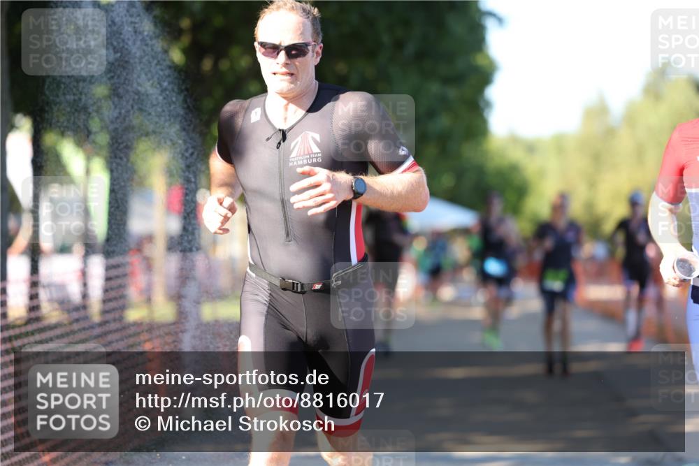07.09.2025 - 19. Norderstedt Triathlon Michael Strokosch http://msf.ph/oto/8816017 07.09.2025 16:32:26 Laufen 491, 547, 1052, 1411, 1497, 1577 meine-sportfotos.de