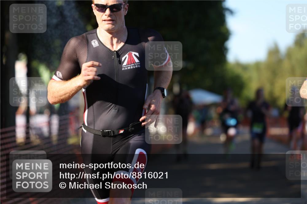 07.09.2025 - 19. Norderstedt Triathlon Michael Strokosch http://msf.ph/oto/8816021 07.09.2025 16:32:27 Laufen 491, 547, 1052, 1411, 1497, 1577 meine-sportfotos.de