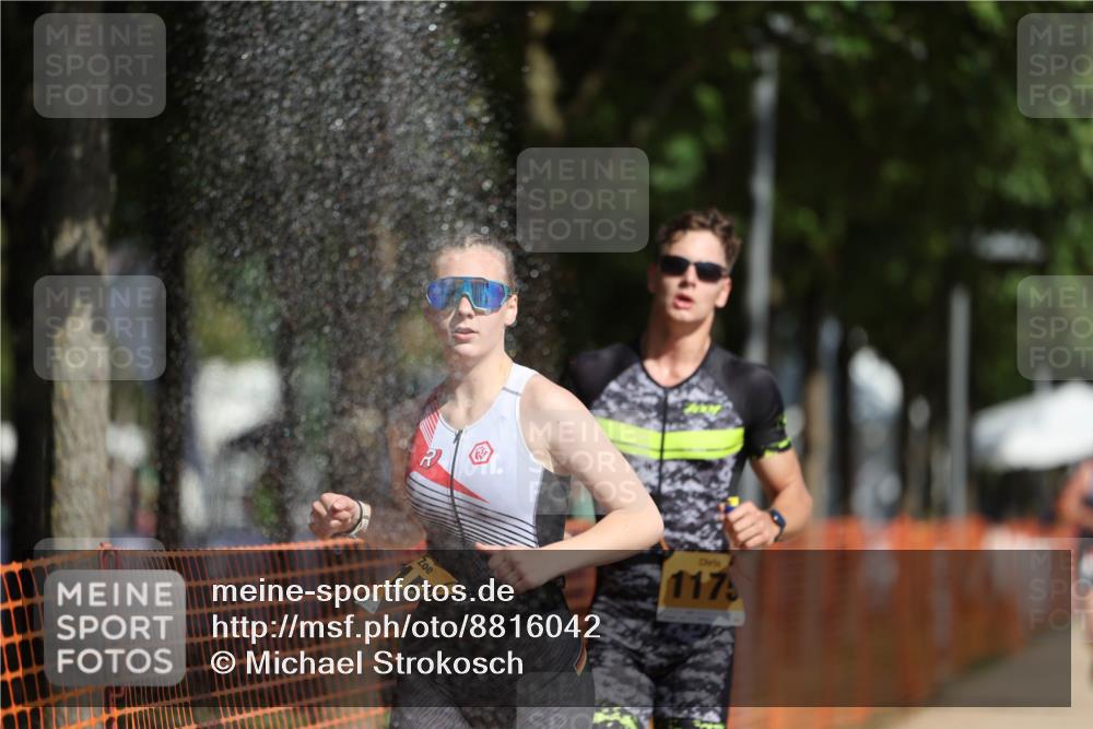 07.09.2025 - 19. Norderstedt Triathlon Michael Strokosch http://msf.ph/oto/8816042 07.09.2025 11:45:37 Laufen 229, 760, 1153, 1175 meine-sportfotos.de
