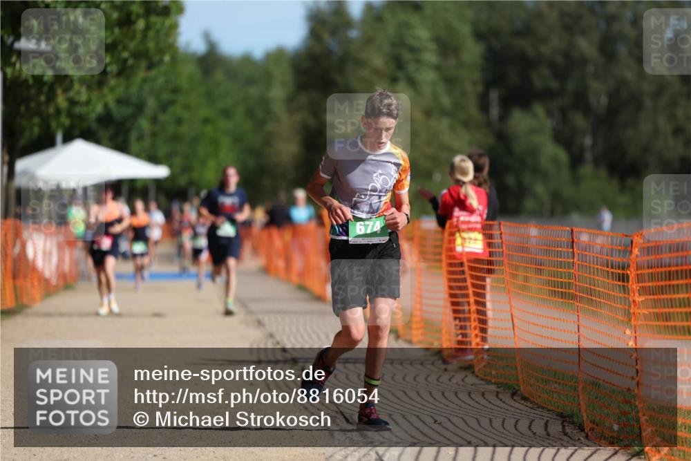 07.09.2025 - 19. Norderstedt Triathlon Michael Strokosch http://msf.ph/oto/8816054 07.09.2025 10:47:02 Laufen 105, 674, 693, 1144 meine-sportfotos.de