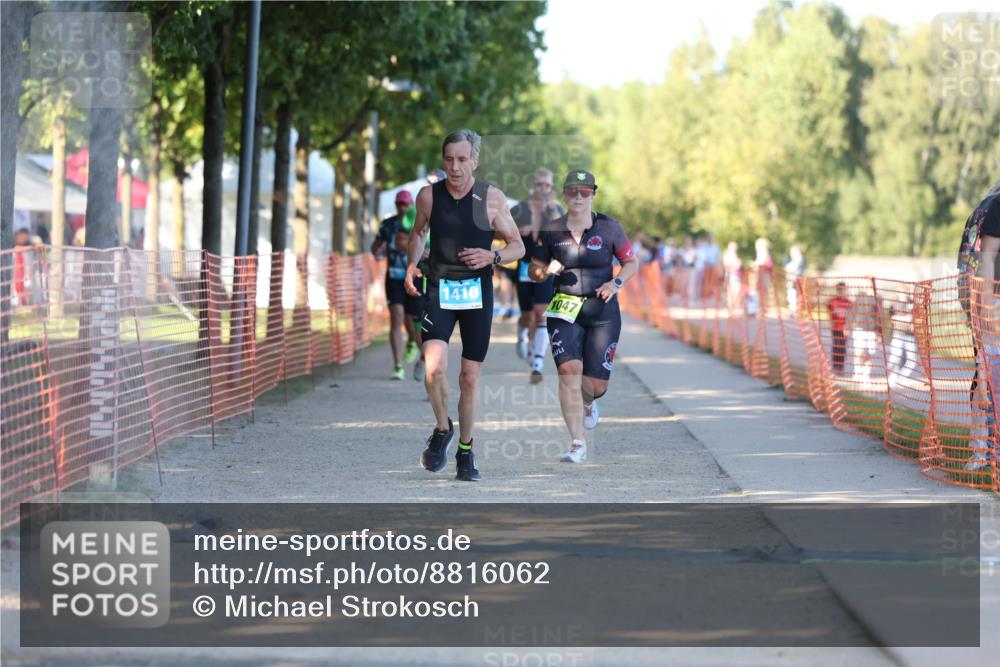 07.09.2025 - 19. Norderstedt Triathlon Michael Strokosch http://msf.ph/oto/8816062 07.09.2025 16:32:35 Laufen 403, 409, 491, 1047, 1410, 1411, 1492, 1561, 1577 meine-sportfotos.de