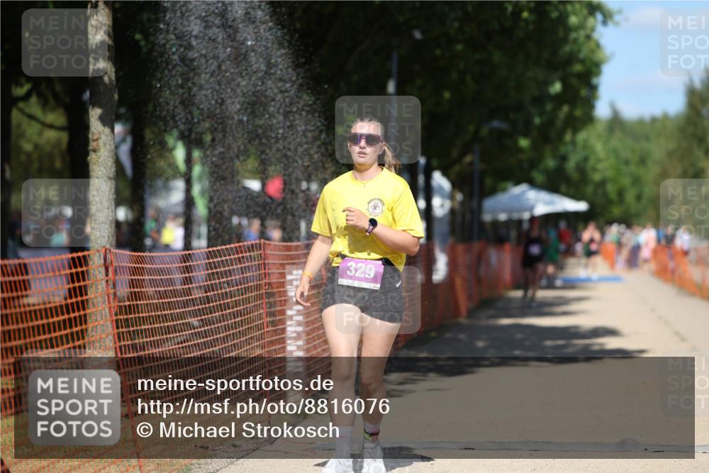 07.09.2025 - 19. Norderstedt Triathlon Michael Strokosch http://msf.ph/oto/8816076 07.09.2025 13:38:26 Laufen 329, 333 meine-sportfotos.de