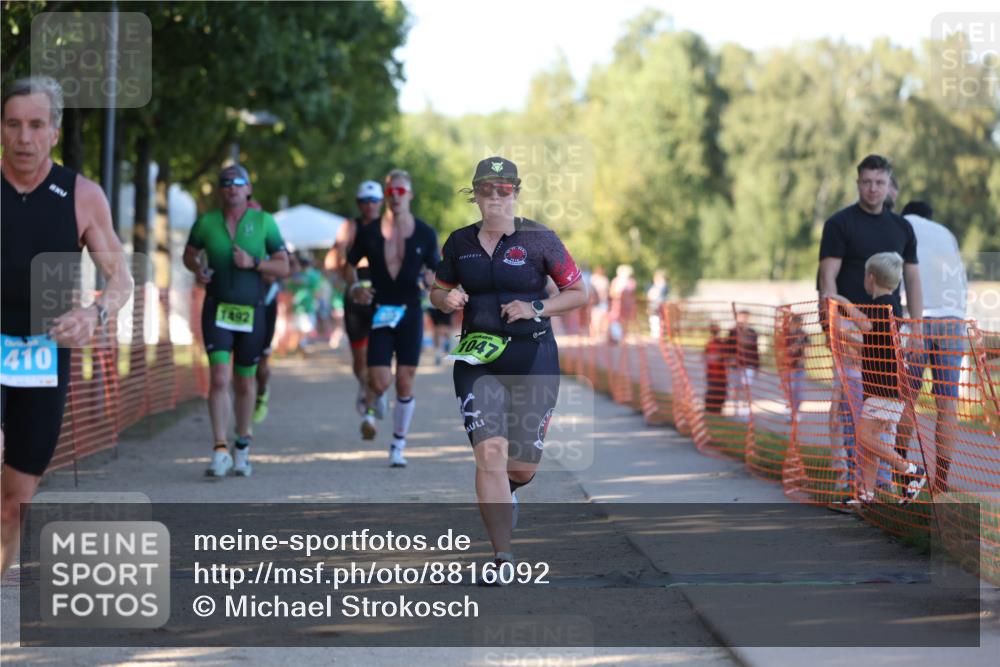 07.09.2025 - 19. Norderstedt Triathlon Michael Strokosch http://msf.ph/oto/8816092 07.09.2025 16:32:37 Laufen 403, 409, 1047, 1410, 1492, 1561 meine-sportfotos.de