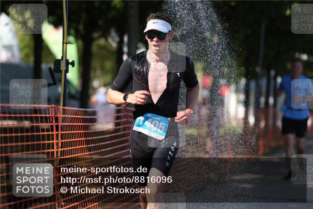 07.09.2025 - 19. Norderstedt Triathlon Michael Strokosch http://msf.ph/oto/8816096 07.09.2025 15:34:46 Laufen 420, 427 meine-sportfotos.de