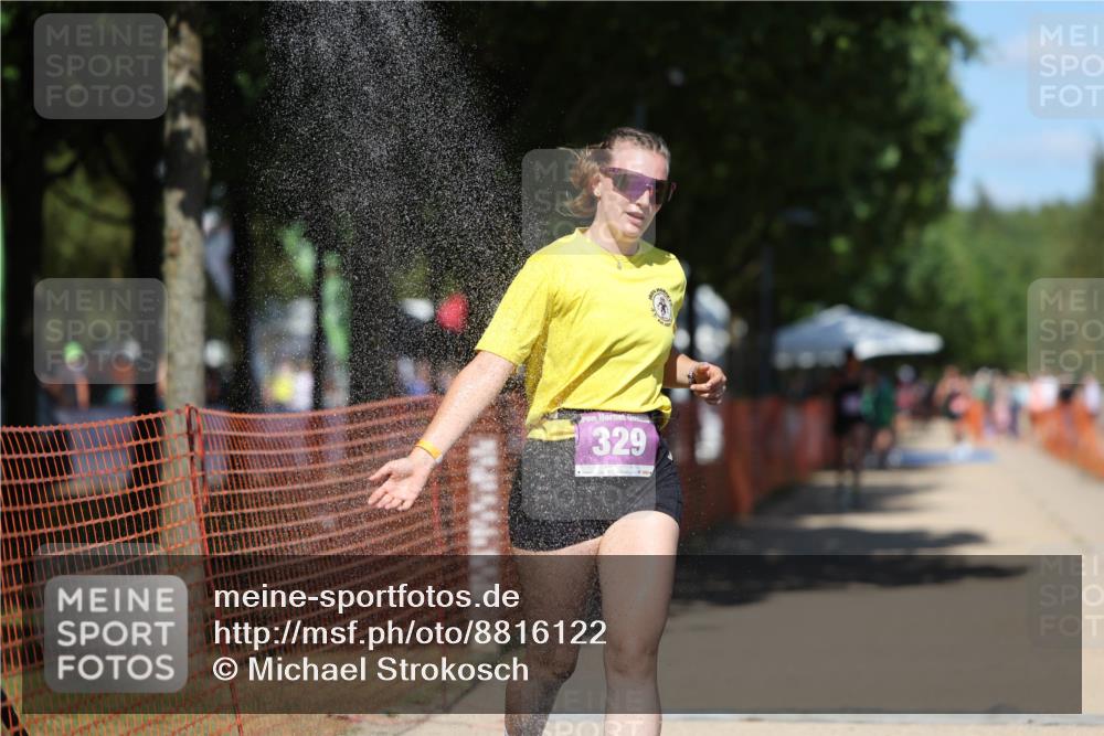 07.09.2025 - 19. Norderstedt Triathlon Michael Strokosch http://msf.ph/oto/8816122 07.09.2025 13:38:28 Laufen 329 meine-sportfotos.de