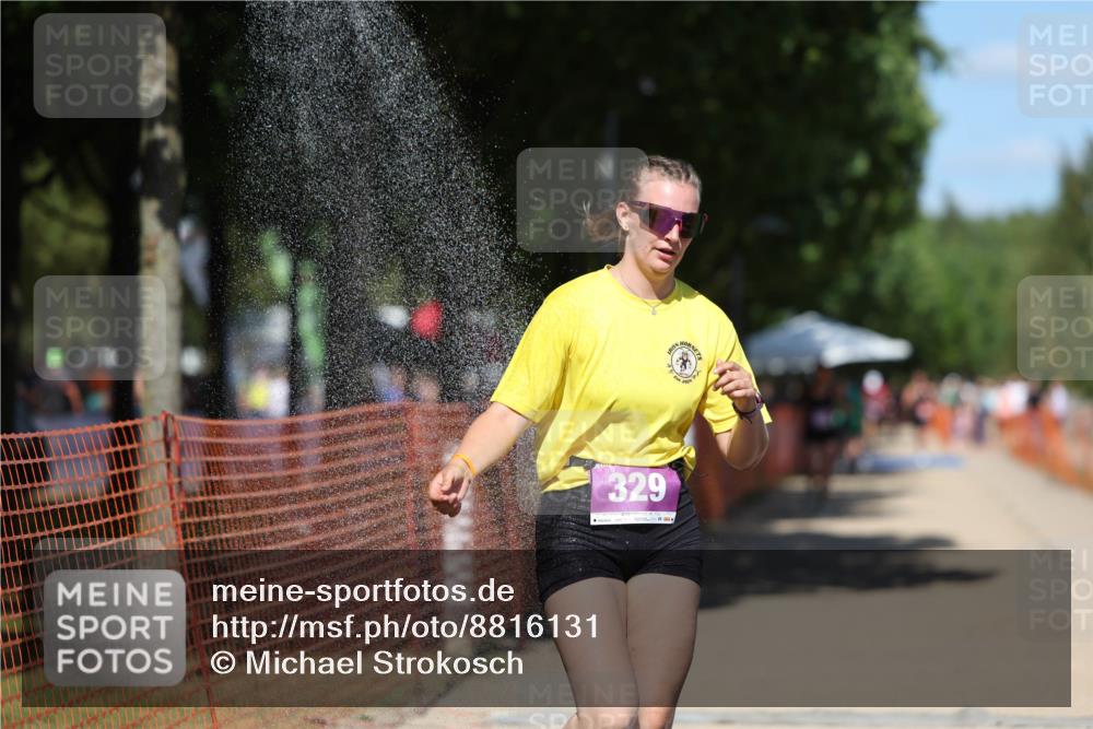07.09.2025 - 19. Norderstedt Triathlon Michael Strokosch http://msf.ph/oto/8816131 07.09.2025 13:38:28 Laufen 329 meine-sportfotos.de