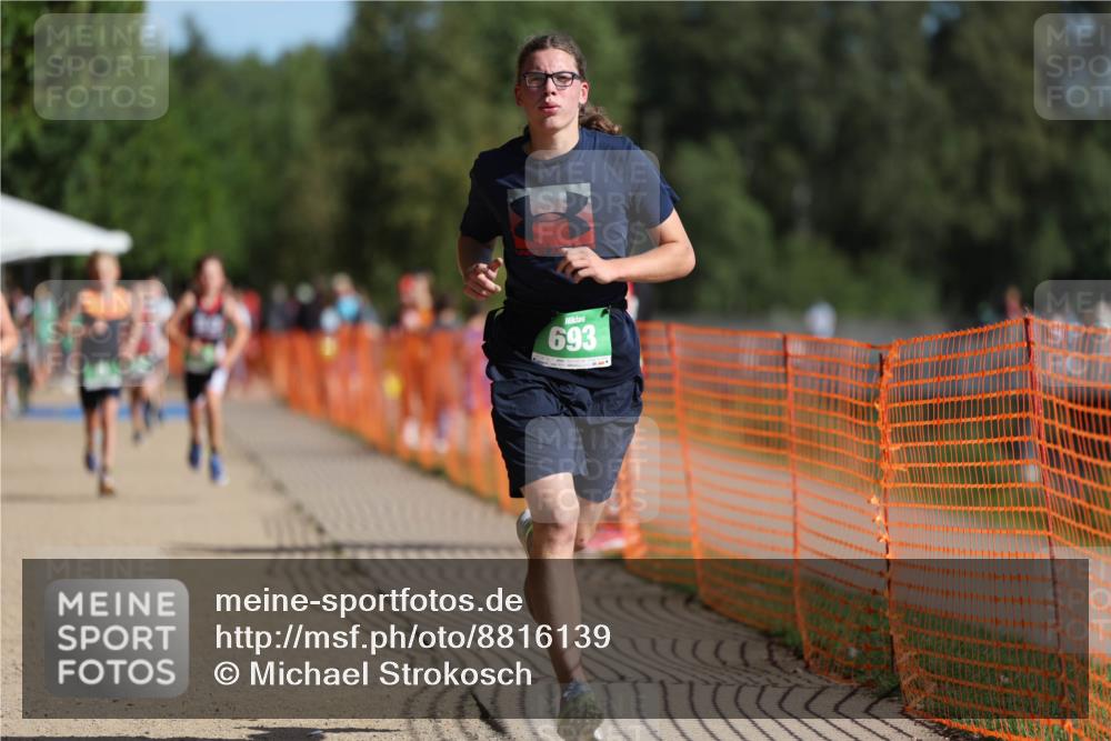 07.09.2025 - 19. Norderstedt Triathlon Michael Strokosch http://msf.ph/oto/8816139 07.09.2025 10:47:08 Laufen 130, 674, 693, 1129 meine-sportfotos.de