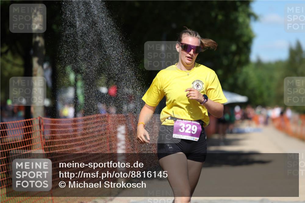07.09.2025 - 19. Norderstedt Triathlon Michael Strokosch http://msf.ph/oto/8816145 07.09.2025 13:38:28 Laufen 329 meine-sportfotos.de