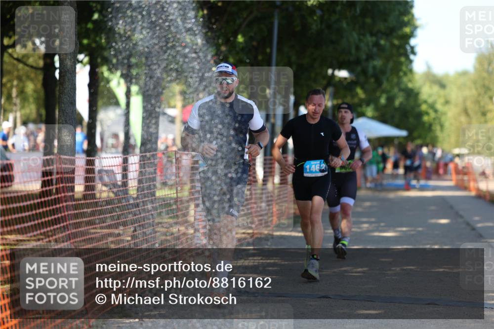 07.09.2025 - 19. Norderstedt Triathlon Michael Strokosch http://msf.ph/oto/8816162 07.09.2025 15:35:18 Laufen 364, 968, 1000, 1462 meine-sportfotos.de