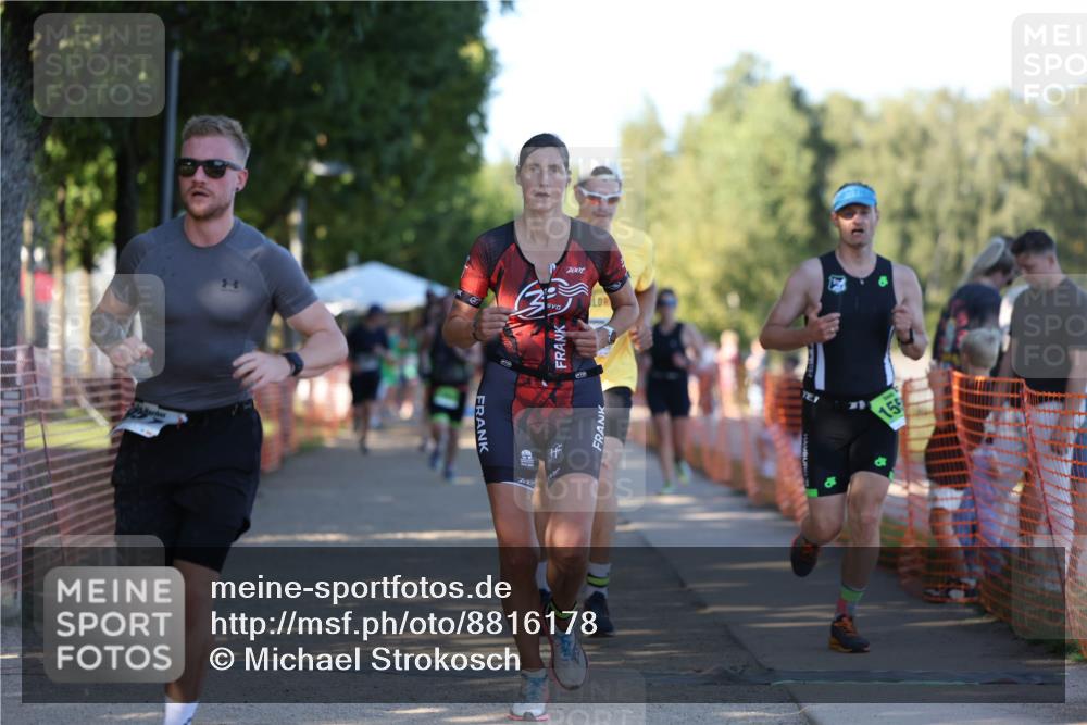 07.09.2025 - 19. Norderstedt Triathlon Michael Strokosch http://msf.ph/oto/8816178 07.09.2025 16:32:50 Laufen 543, 949, 951, 953, 1043, 1555, 1602 meine-sportfotos.de