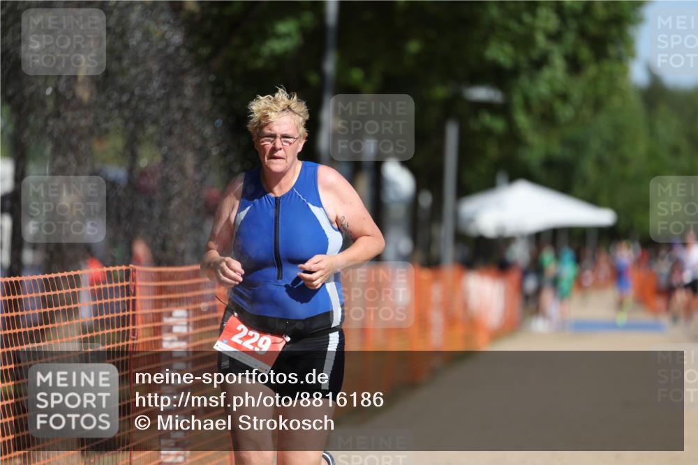 07.09.2025 - 19. Norderstedt Triathlon Michael Strokosch http://msf.ph/oto/8816186 07.09.2025 11:45:45 Laufen 203, 229 meine-sportfotos.de