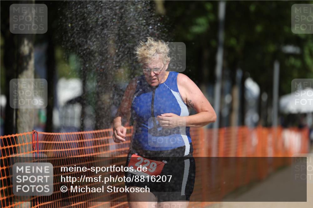 07.09.2025 - 19. Norderstedt Triathlon Michael Strokosch http://msf.ph/oto/8816207 07.09.2025 11:45:45 Laufen 203, 229 meine-sportfotos.de